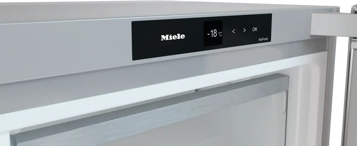 Miele FNS4382E White Tall Freestanding Freezer