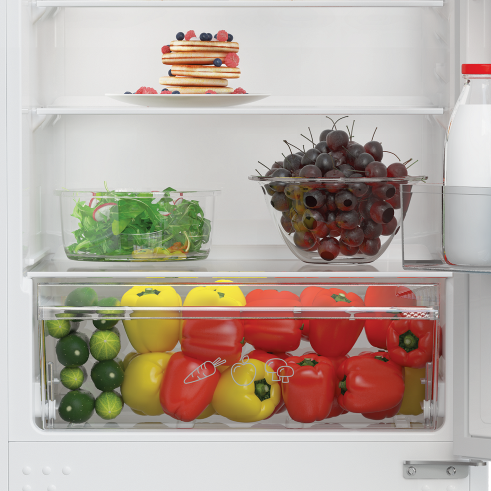 Zenith ZICSD355 Sliding Hinge 50:50Split Integrated Static Fridge Freezer